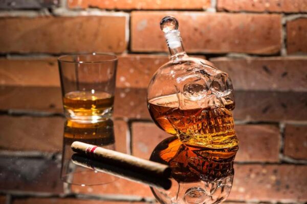 Karafka Czaszka - szklana