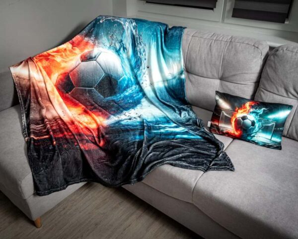 Piłkarski koc i poduszka